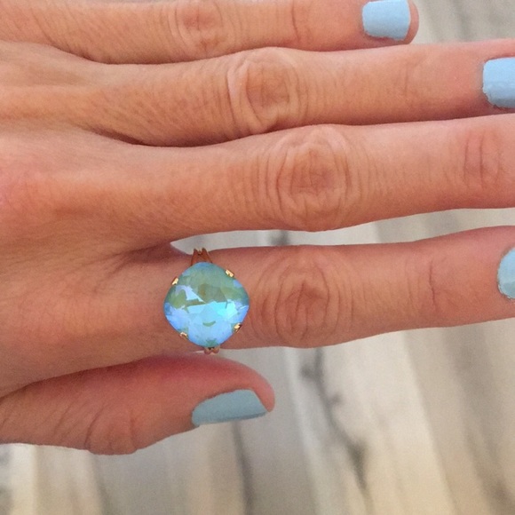 Aquamarine Crystal Ring - Picture 2 of 12